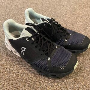 On Running Cloudflyer V2 sneakers